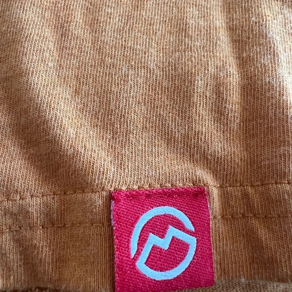 Magellan Outdoors Vibrant Orange Tee with Shiner Bock Beer Logo size medium - Picture 5 of 7